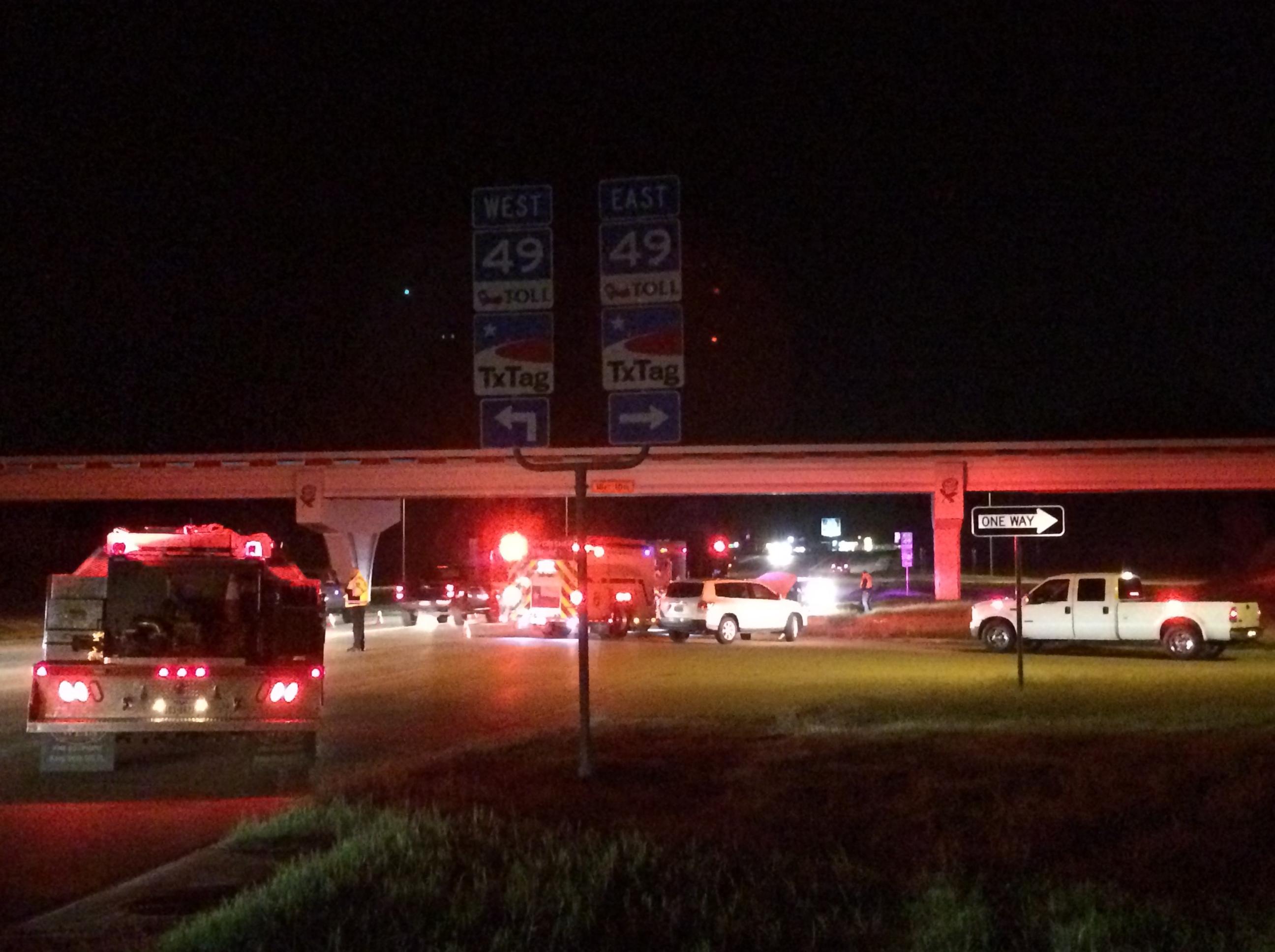 TRAFFIC ALERT 2car wreck on Old Jacksonville Hwy slowing traffic