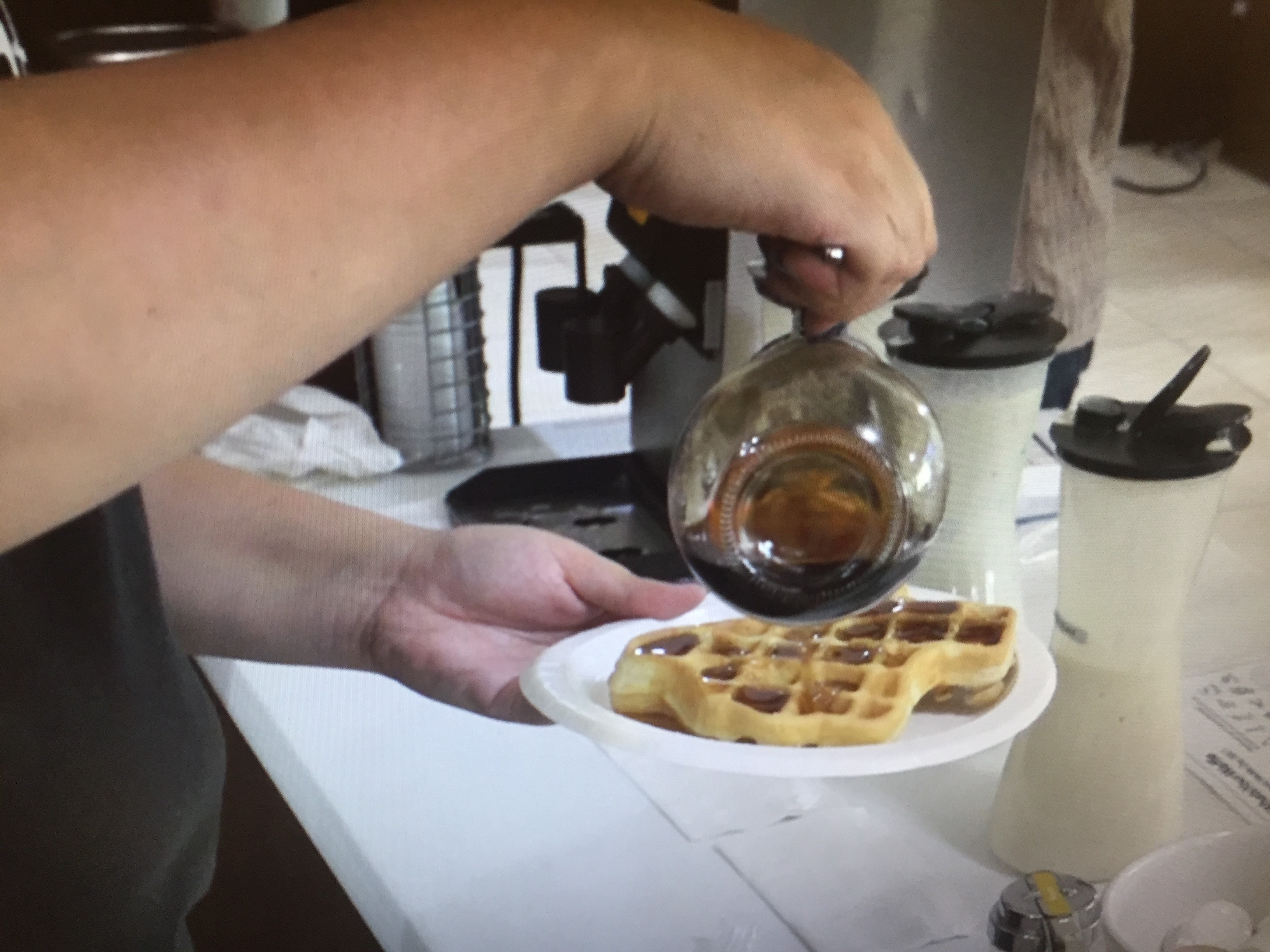 East Texas hotel honors veterans with free waffle breakfast cbs19.tv