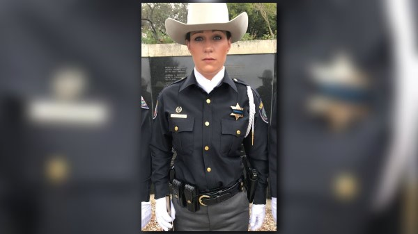 Gregg County Sheriff's office introduces first female Honor Guard ...